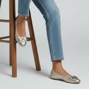 Michael Kors Size 9 Metallic Silver Snakeskin Print Cushioned Ballet Flats